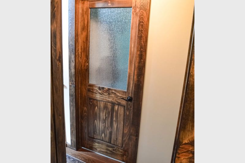 Rockville Molding - Door & Trim